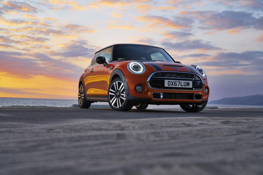  Mini Cooper S (F56) 2018 года  (WW) (фото 81 из 196)